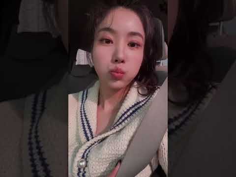 KWON EUNBI | (silver_rain.__) INSTAGRAM LIVE with HYEWON /211207