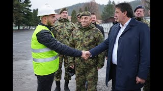 Ministar Gašić obišao infrastrukturne radove u kasarni „Stefan Nemanja“ u Raški