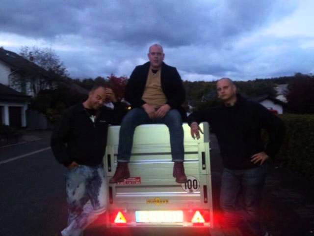 Guarda Martens Army - Working Class su YouTube Guarda Martens Army - Working Class su YouTube
