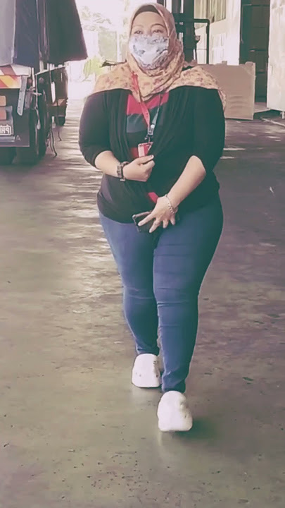 #tante #viralvideo #gemoy #goyang #bbw #seksi