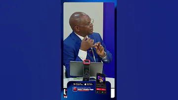 Full Figure Akalambidde Okukozesa Train Ng Entambula Sisobola Kugirinya Muswadde Omusunsuzi 