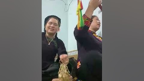 Then Thu Hà cùng các then làm lễ đêm 6/4