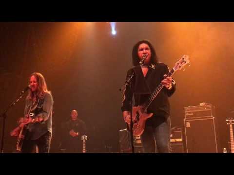 Gene Simmons Johnny B. Goode Chuck Berry tribute Cleveland 2017