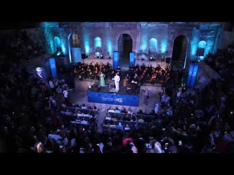 رشا رزق تغني أغنية القناص في الحفل المغربي صوتها روعة ما شاء الله