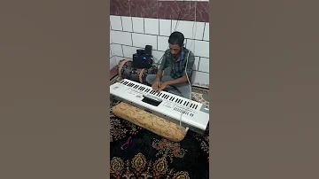 العازف مهدی ابولقمان الساری 