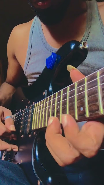 Tu Meri Adhuri Pyas Pyas ♥️ || Hindi Song 😍 || #Guitar #shorts