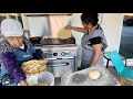 Haciendo Tortillas con mi Madrecita // VCL