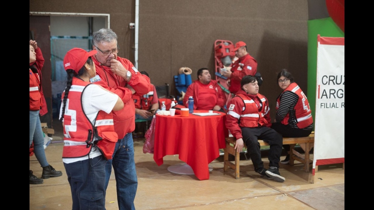 La Cruz Roja brindó primeros auxilios durante el cierre del Mes de las Infancias