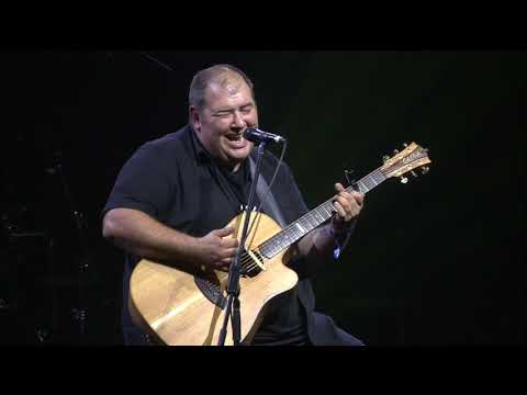 Acoustic Blues guitarist Lloyd Spiegel performs 'King With No Crown' Live