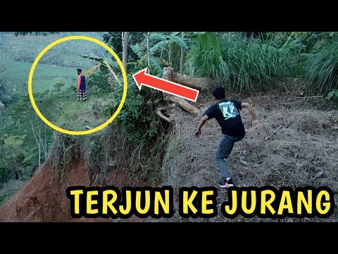 Video: Bertemu Anak Sekolah Dengan Bigfoot Di Distrik Yamal-Nenets - Pandangan Alternatif