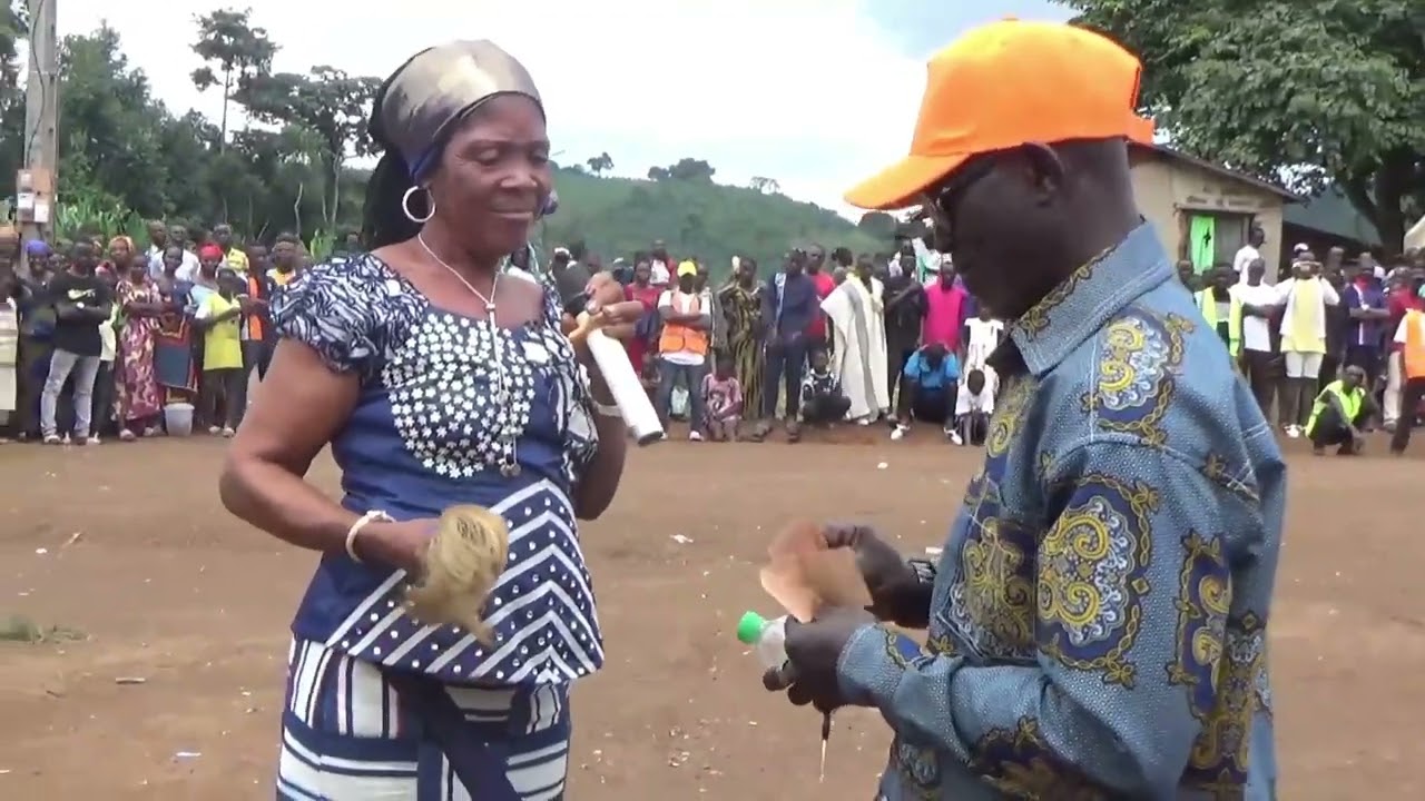 les festivités de l'indépendance à Gbata avec les danses du folklore Yacouba