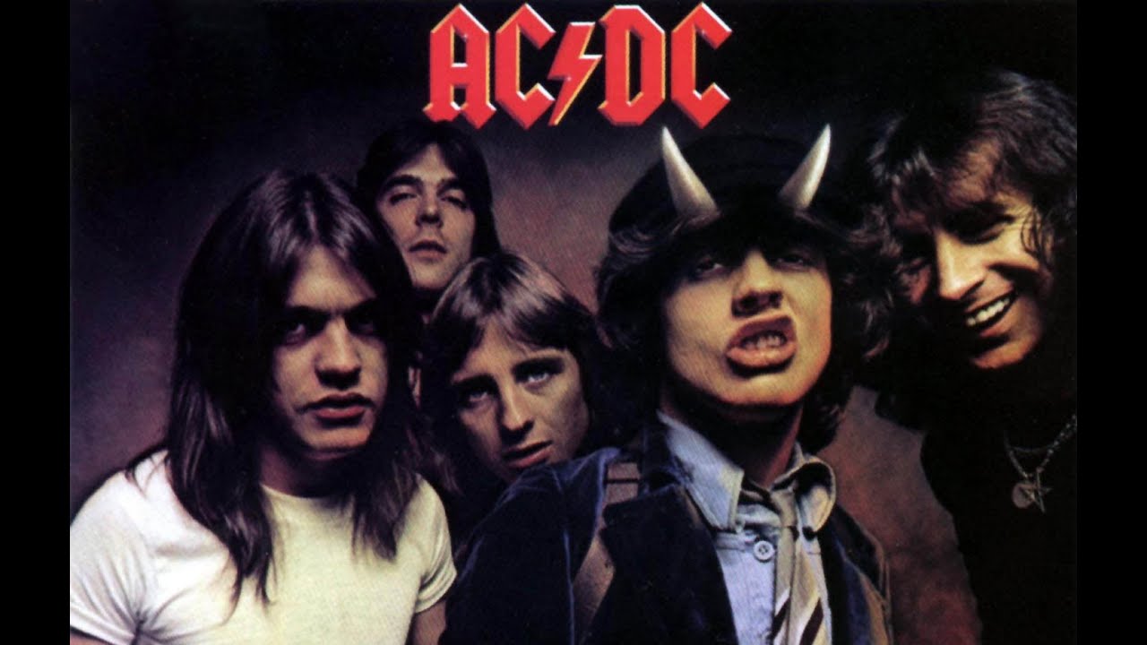AC/DC Long Way to The Top - Vocal Cover SM58 Zoom R8 Used - YouTube