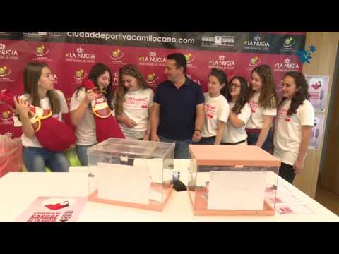 Video: Maratón De Donantes # LGKomandaDobra En El Foro De Jóvenes 