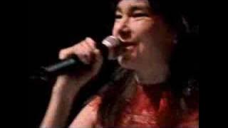 Björk - Isobel (LIVE @ ROYAL OPERA HOUSE)