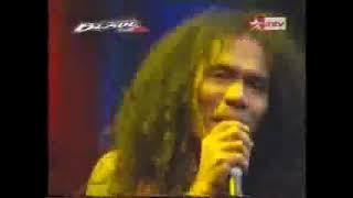 koleksi konser ultah ke15 gigi band - hinakah vokal ; kaka slank