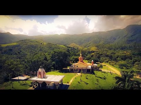 Hare Krishnas da Fazenda Nova Gokula realizam Kirtan Fest 2015