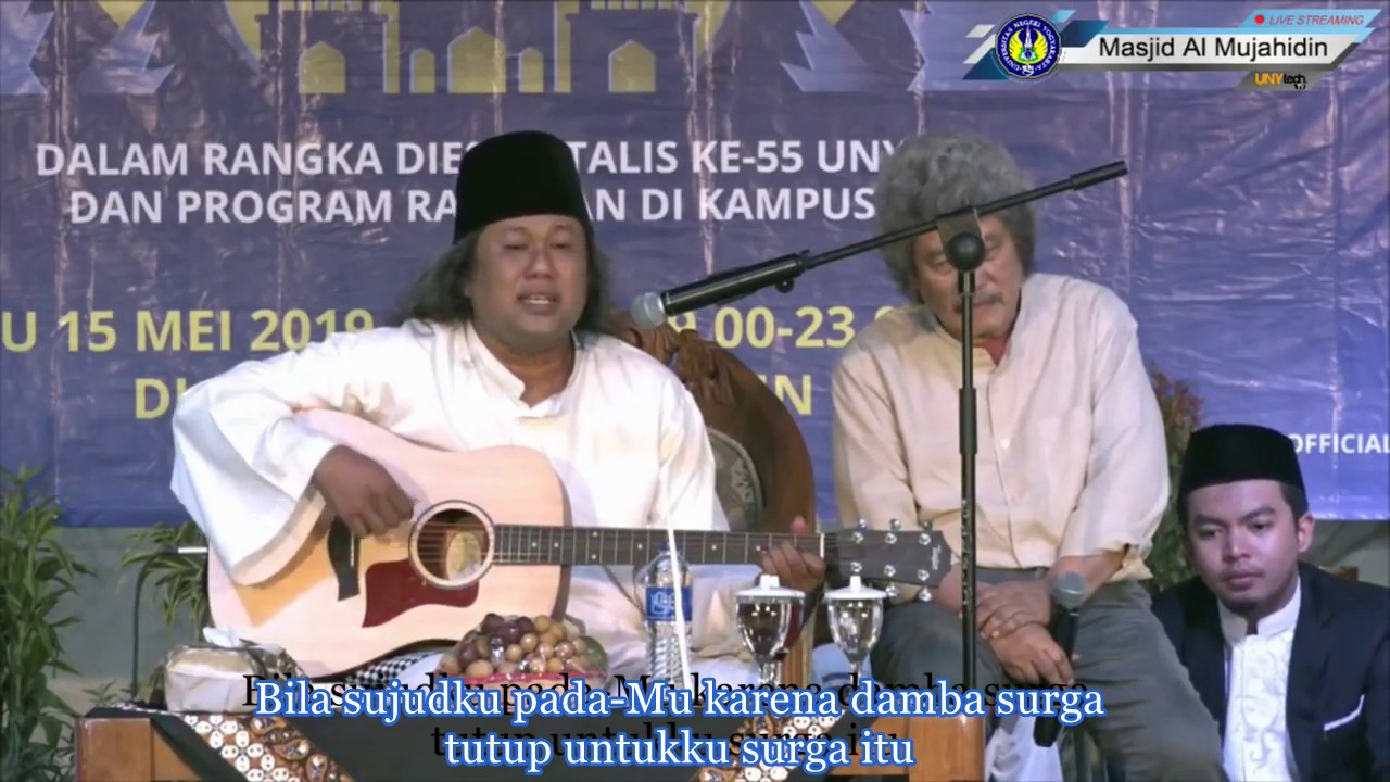 GUS MUWAFIQ pandai main gitar dan bernyanyi ││ Doa - Rafly lirik Rabiah al Adawiyyah ││