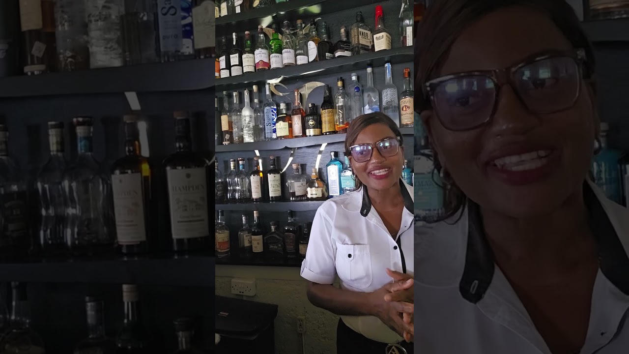 Bar and history lesson Strawberry Hill Blue Mountains