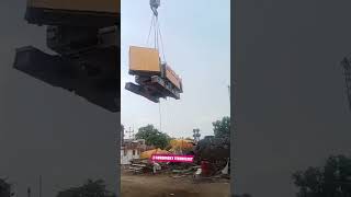 Lifting and transferring a Liebherr crawler crane on a Laybarge with the help of 4600 S iV Manitowoc