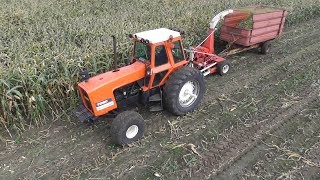 Allis-Chalmers Gehl - Classic Harvesting