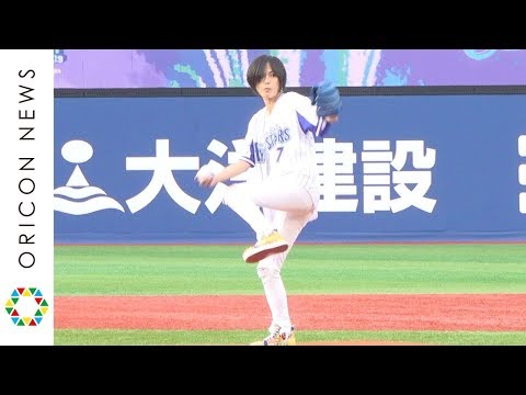 相川七瀬、初の始球式はノーバンならずも笑顔「次もし機会があったら、真ん中に」 『BLUE☆LIGHT SERIES 2019 Supported by nojima』セレモニアルピッチ