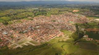 En Un Segundo Los Relicarios Carrilera Sin Animo De Lucro