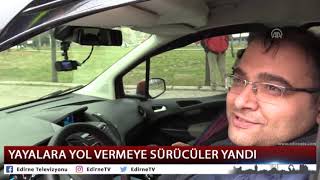 Yayalara Yol Vermeye Sürücüler Yandi