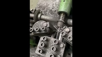 Barbed wire mesh production process- Good tools and machinery make work easy