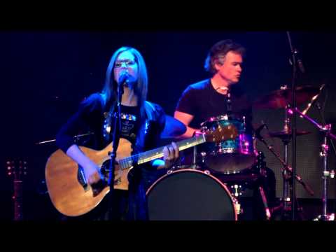 Lisa Loeb & Nine Stories - Do You Sleep? live 03/20/13 Highline Ballroom, NYC