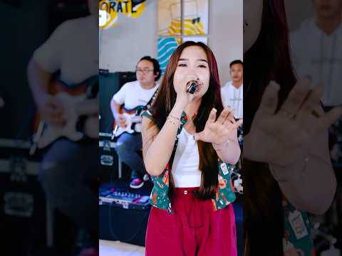 IRWAN KRISDIYANTO X TRIO MACAN - OLEH OLEH | SIMPATIK MUSIC (OFFICIAL MUSIC VIDEO)