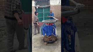 Off Grid Living Hack Spin Dry Clothes With Car Tire 🌾↓
