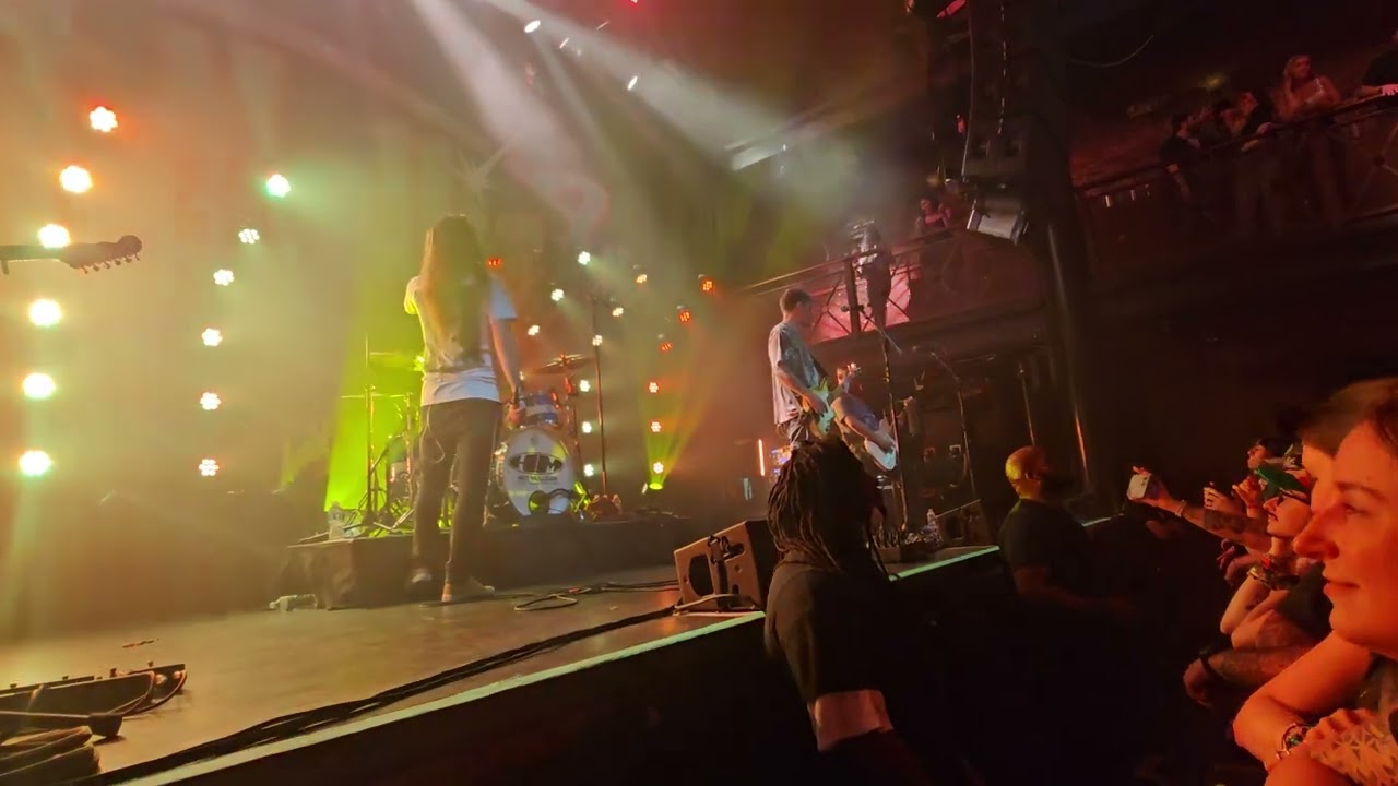 Hot Mulligan - *Equip Sunglasses* [Live 4k] 4/13/24