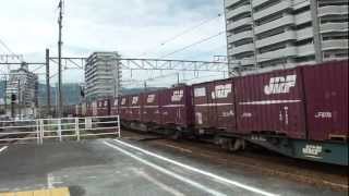 長い警笛 EF210-12号機[岡]牽引5052レ 富士駅4番線通過 & 211系 富士駅5番線発車
