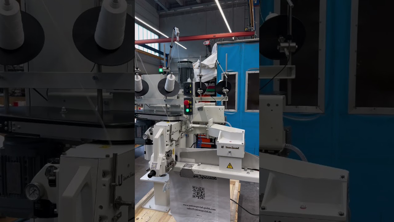 Union Special Double Head Column with Long Bag Feed-in Device and BC200 machine