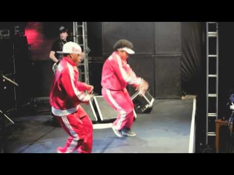 Charlie Brown Jr. - Música Popular Caiçara (DVD Ao VIVO)HD