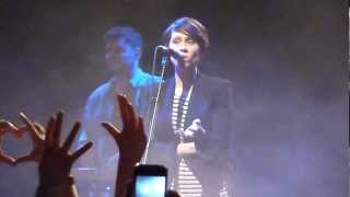 Tegan and Sara - Sara would trade her ears to be taller / Alligator - London - 15th Nov '12