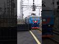 Электровоз ЧС6-022 с двухэтажным пассажирским поездом на пл.Останкино #ржд #поезд #чс
