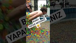 Jöle Havuzuna Atlamak Nasıl Hissettirir? 🍮🏊‍♂️