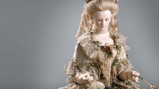 David Roentgen's Automaton of Queen Marie Antoinette, The Dulcimer Player (La Joueuse de Tympanon)