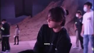 jungkook singing 'Filter' and telling how jimin bit him