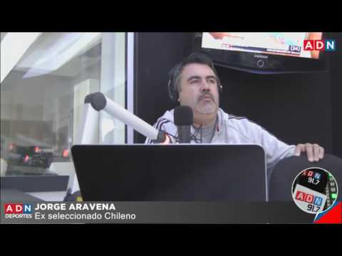 Video: Jorge Aravena On Vacation With His Four Children