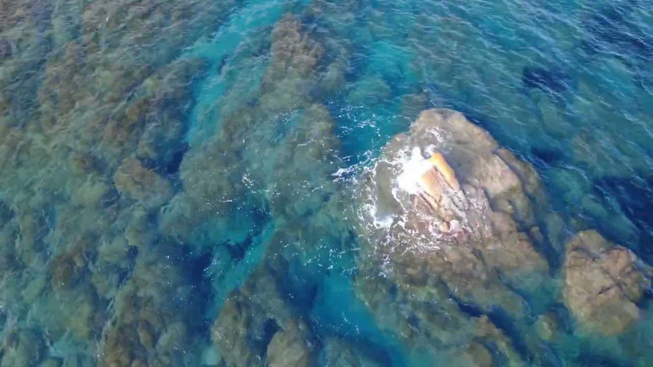 Santa Maria Navarrese al Tramonto: Vista Aerea in 4K della Sardegna