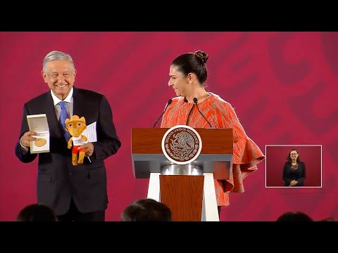 Día Internacional de la Juventud. Conferencia presidente AMLO