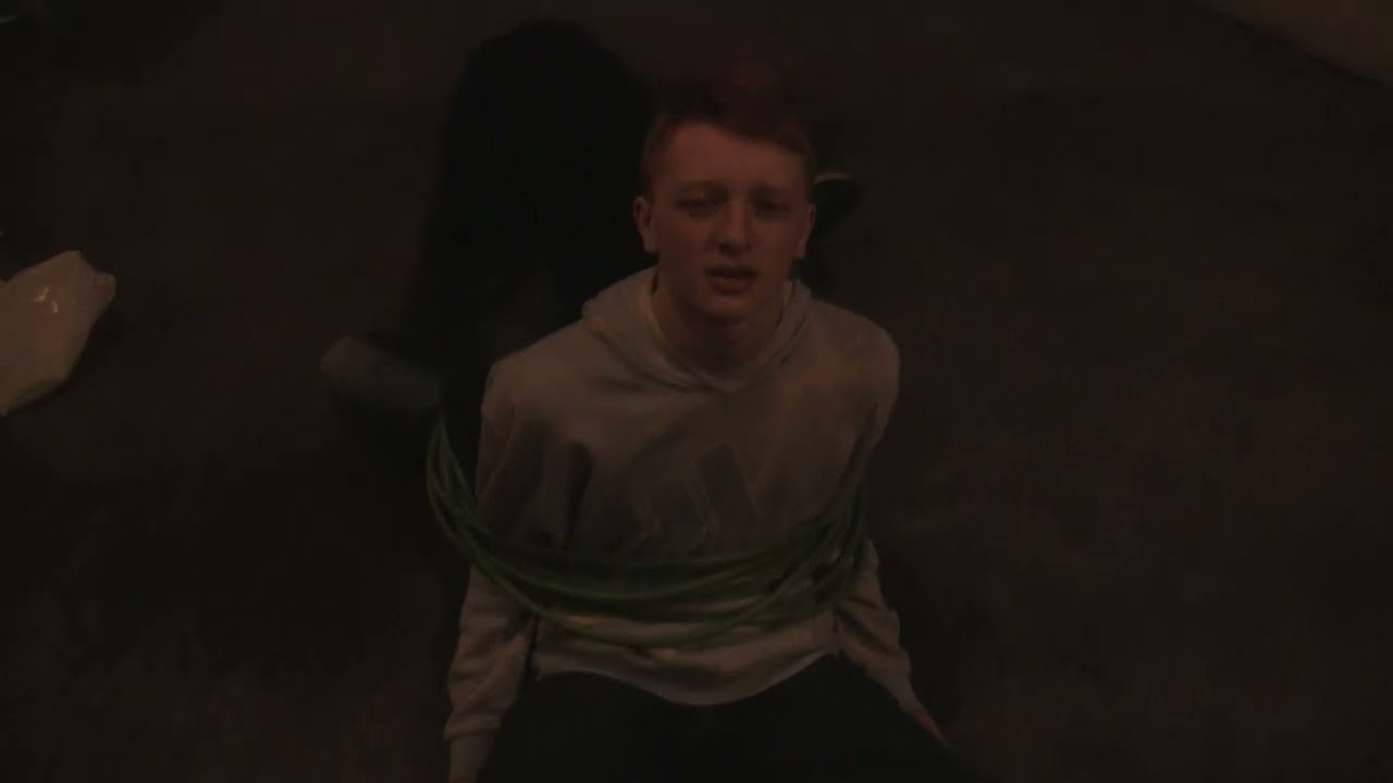 Dead Ringer Episode 3: Meet the House - YouTube