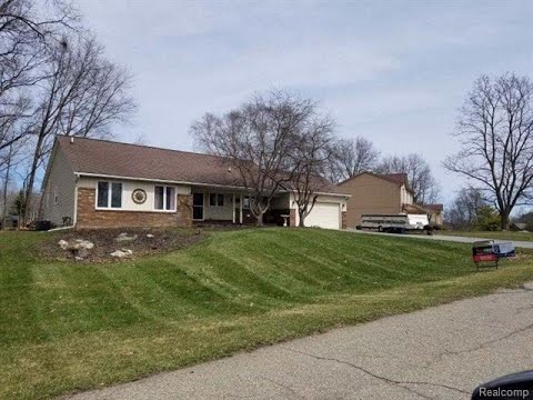 9145 Scenic Drive Drive, Brighton, MI home video tour
