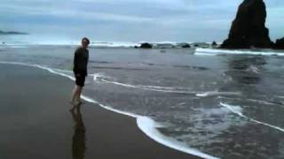 The "Wave Game" at Cannon Beach