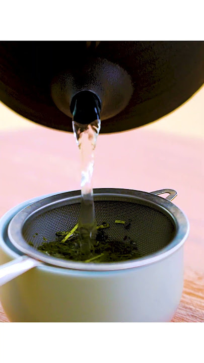 Art of Tea - Glass Matcha Shaker with Infuser