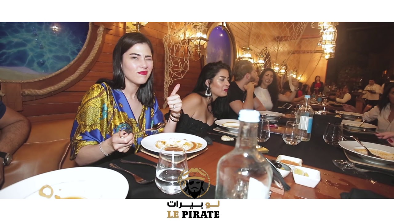 ‫نجوم ومشاهير في إفتتاح سلسلة مطاعم تونسية في دبي‬‎ - YouTube