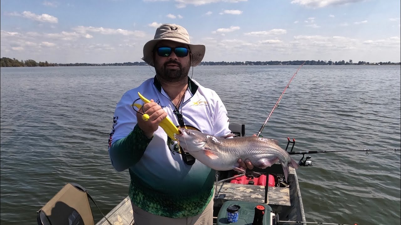 Catfishing in Eagle Lake with Monster Rod Holders YouTube