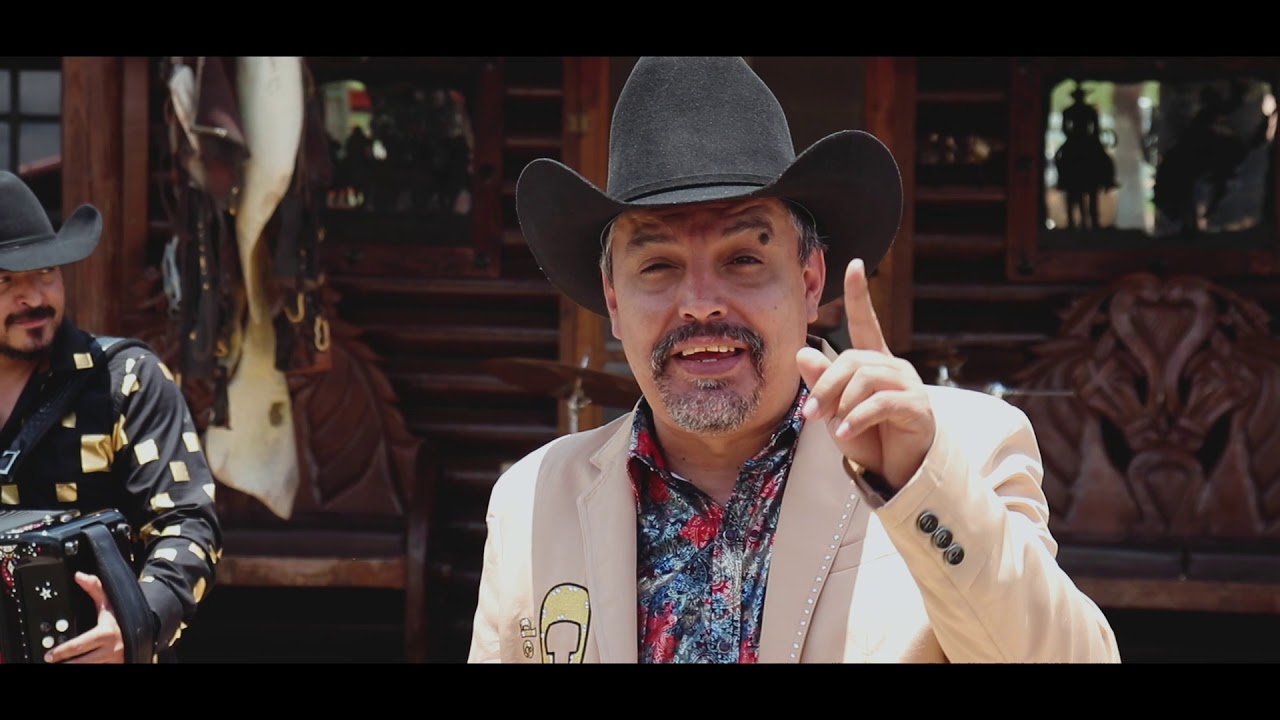 LA MOSCA Y SU CARTEL DE N.L. - LE LLAMABAN LOCA